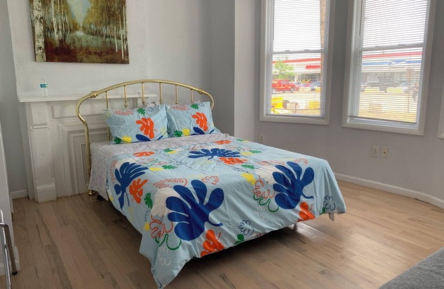 Best value ironbound/newark mins 2 NYC, EWR