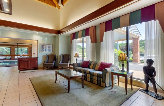 Best Western Staunton Inn