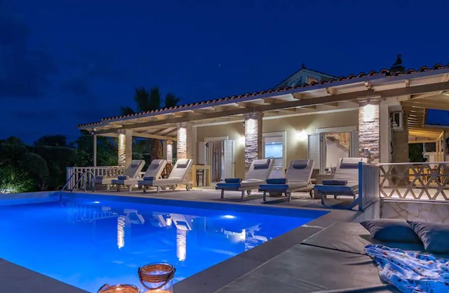 BH733 - B - Villa Zakynthos