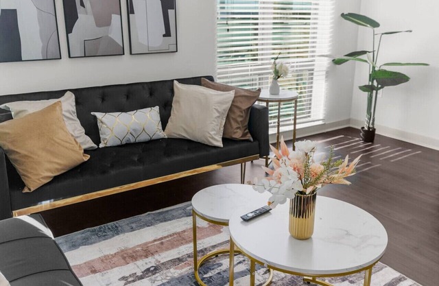 ~BHM Retreat: 1BR Haven With Top Notch Amenities~