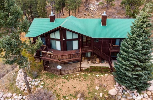 Big Beautiful Vallecito Lakeview Home