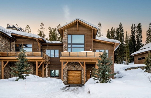 Big Sky Vacation Rentals: Lodgeside 4A