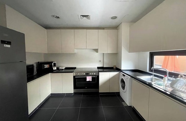 Big Villa for rent Damac hills