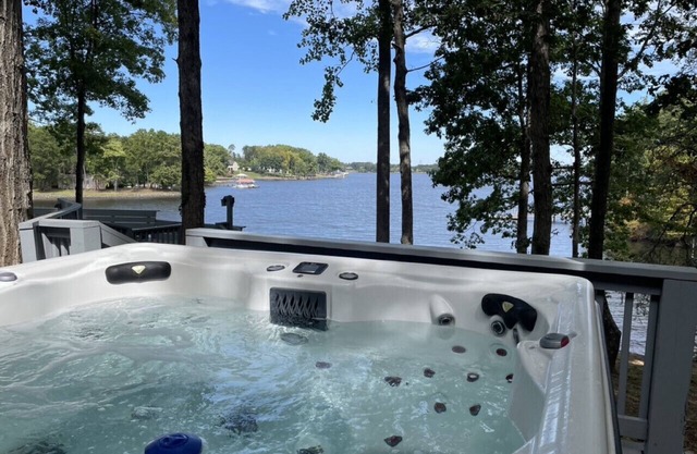 Big Water View +Fire Pit +Dock +Boat Rental