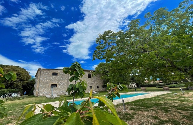 Biofarm in Spoleto with swimming pool