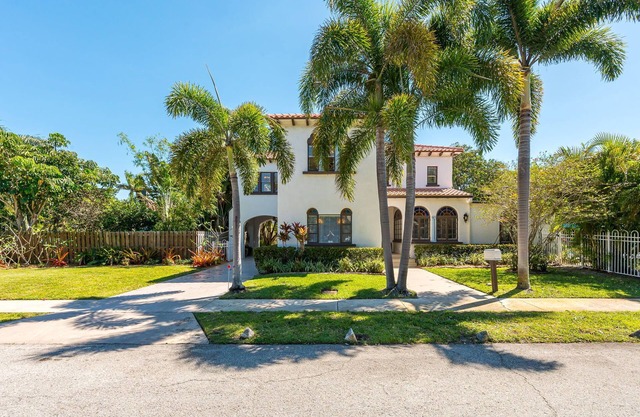 Birds of Paradise Historic 1900's Spanish Estate!