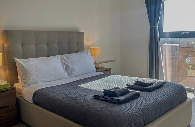 Birmingham City Centre 2 Bed Deluxe Apartment