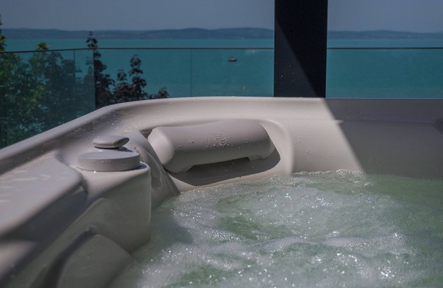 BJ81 Suite Hotel
