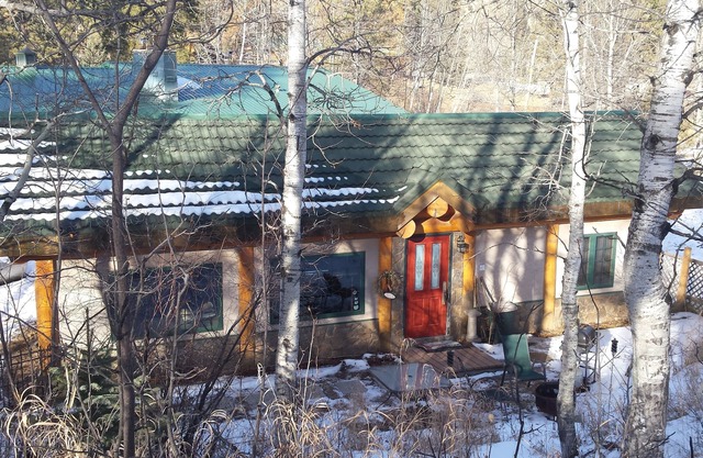 Black Hills Sanctuary - Cabin for Couples