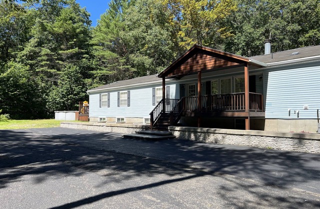 Black Moose - Pool, 9 bedrooms/6 baths, sleeps 24, near All Star Village