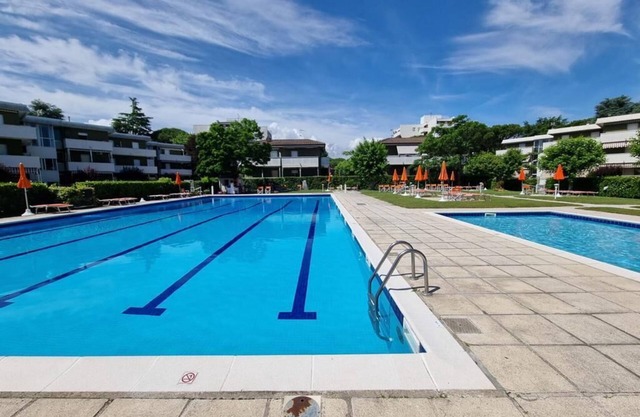 BLANCOHOUSE APARTMENT WITH POOL AND GARDEN