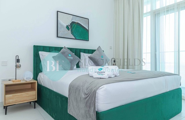 Bloomfields Modern 1BR in Thalassa Beach Front