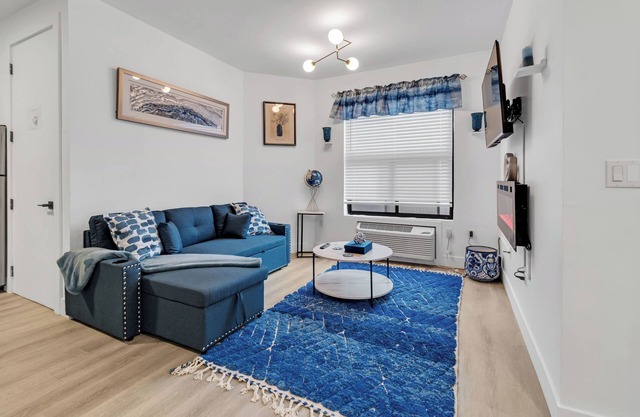 Blue Bliss 2BR 2BTH with Indoor Pool, FREE Parking, Near NYC & EWR Airport