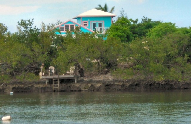 Blue Coral Landing 4 Bedroom 4 Bath With Dock Guana Cay Abaco Bahamas Free WiFi