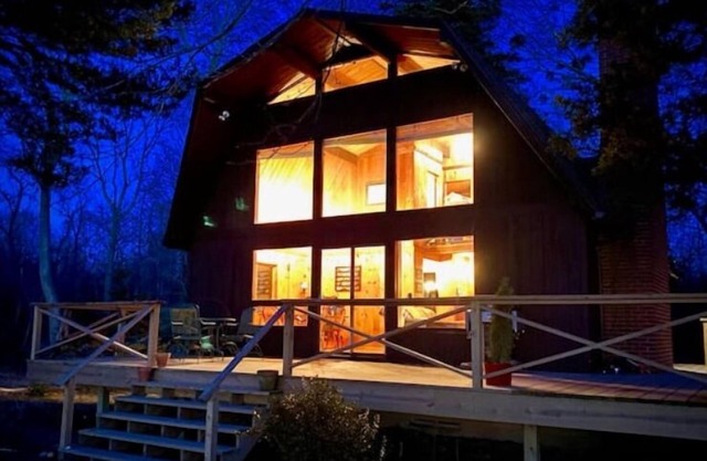 Blue Heron Farm Waterfront Chalet