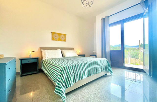 " Blue Zone Mimi Apartment "