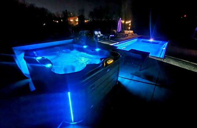 Bluebird Bungalow 2 bed 2 bath sleeps 5 with private pool!