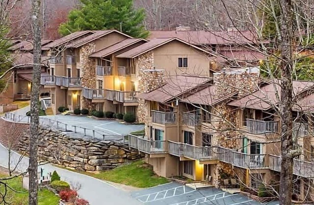 BlueGreen Blue Ridge Village | 1BR Villa