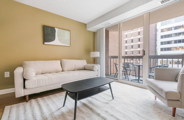 Blueground | Connecticut Ave/K Street, rooftop, nr White House