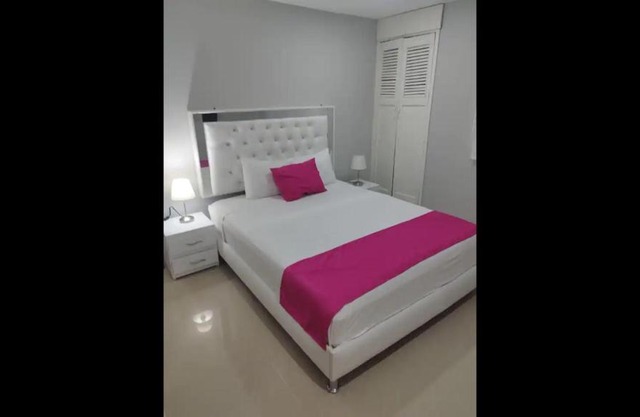 Bm-8 room near the sea with air conditioning and WIFI