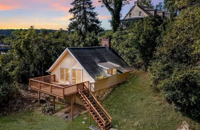 Boat House on the Brandywine | Waterfront Cottage