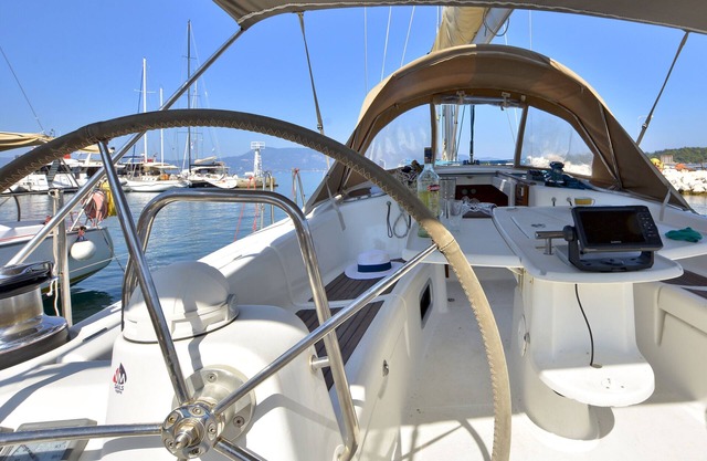 Boat 'Sun Odyssey 43id' with Sea View & Wi-Fi