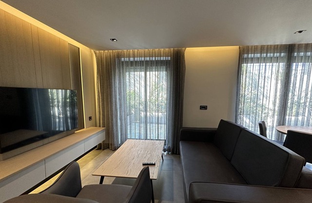 Bodrum Bölgesinde Açık Havuz Olan Apart Daire