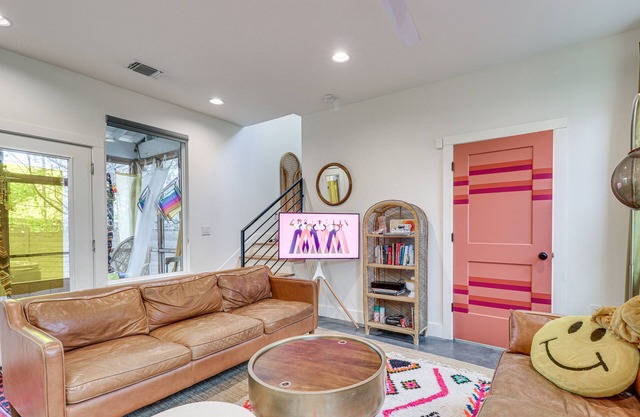 Boho Austin Vacation Home w/ Private Hot Tub!