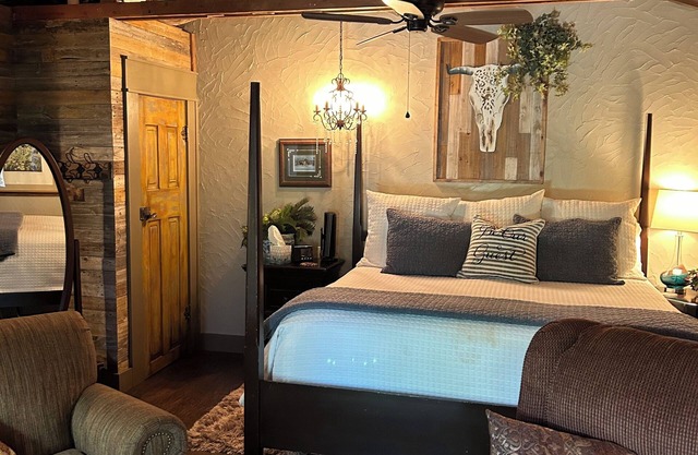 BoisD’Arc Bungalow & Suites - comfy Studio Type Bungalow - private