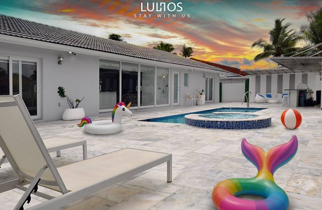 Bold Elegance: 5BR w/Pool, Wine & Designer Style
