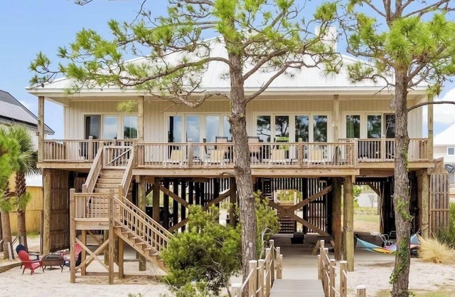 Bonnie Blue II Gulf Front Beauty-Community Pool n Tennis Courts