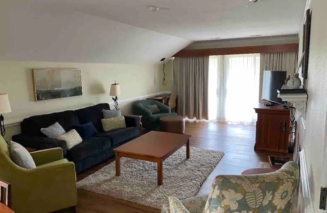 Book A Piece of History at Kingsmill Resort in Williamsburg Virginia!
