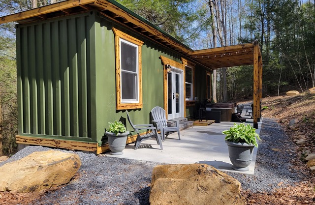 Book Your Adventure Getaway at our Container Cabin near New River Gorge