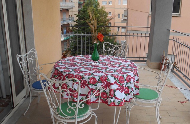 "Borgo Antico" apartment in the center with parking space