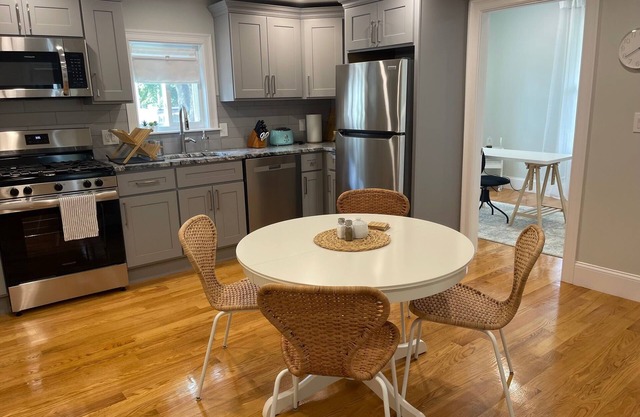 Boston Urban Nests U2: Long Term 1 Month + Only