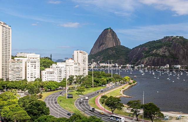 Botafogo, 4 Guests and the Sugarloaf View!