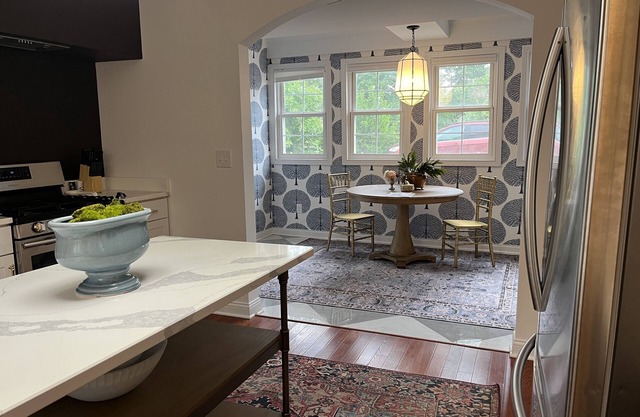 Bourbon on Broadway- 3 King Bed- Downtown Bardstown-Walk everywhere!