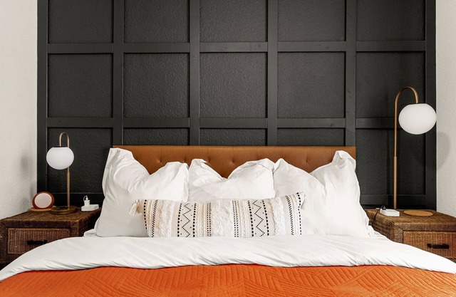 Boutique apartment hotel room on the San Antonio Riverwalk with Infinity Pool