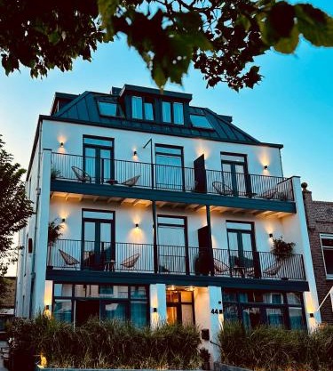 Boutique Hotel At Sea