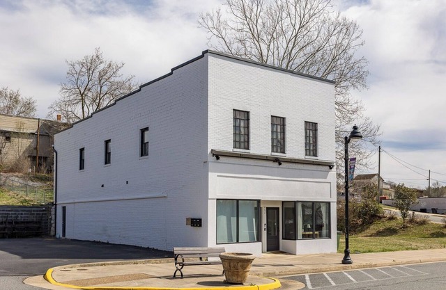 Boxcar Studio at The Depot - Shenandoah