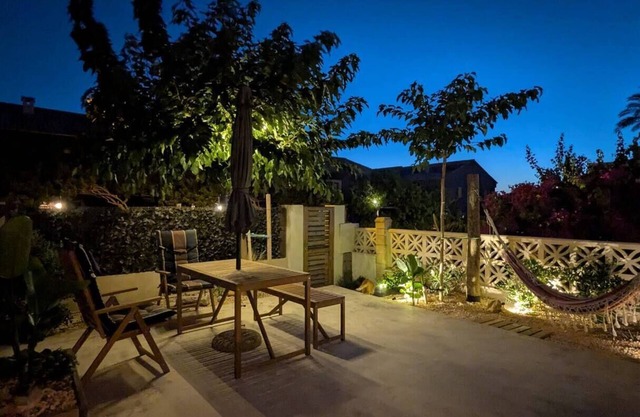 Brand new apartment 1min from the sea, terrace and garden
