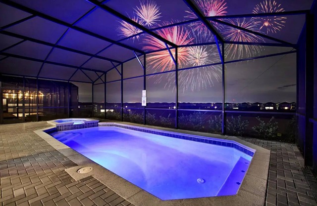 Brand New 10BR at Windsor Island/Pool/Spa/Firework View