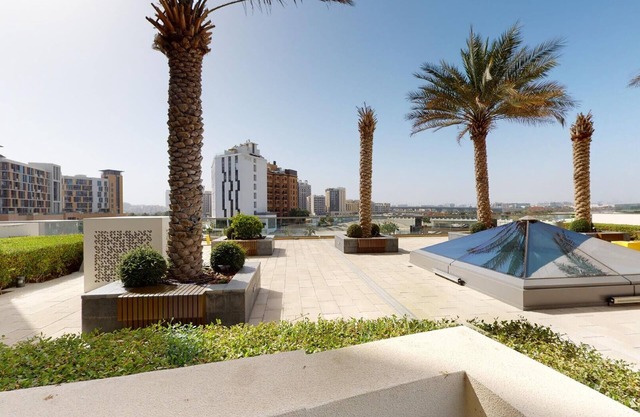 Brand New 2BR Apartment in Dubai Wharf 2