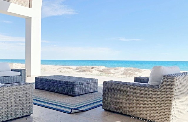 Brand New Beautiful House La Brisas