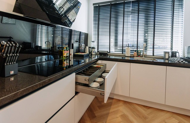Brand new bright & luxurious villa in Amsterdam!