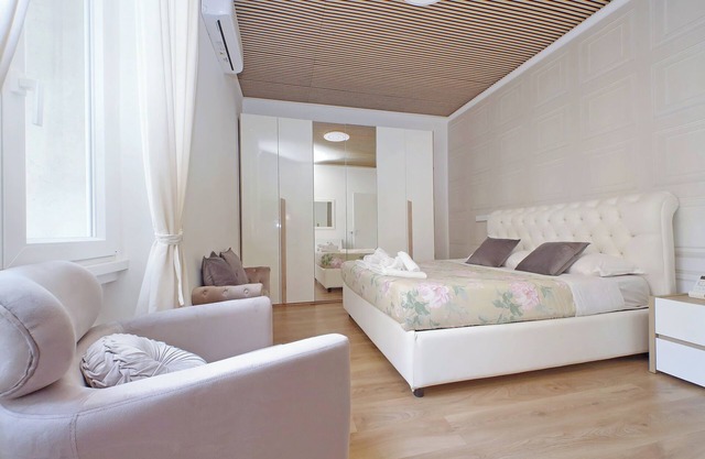 Brand new central apartment! Family sized-2 bedrooms