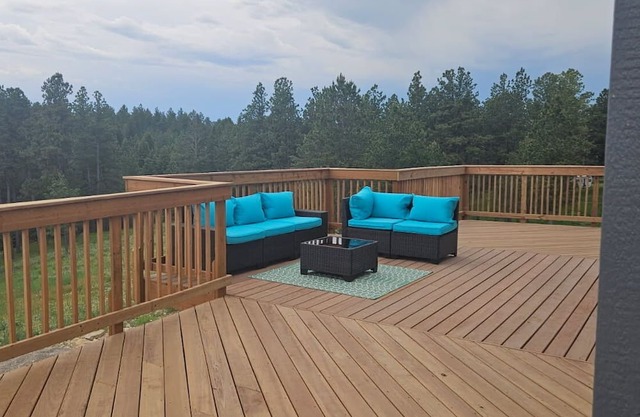 Brand New Farm House with modern amenities @ Lewistown Pine View Retreat