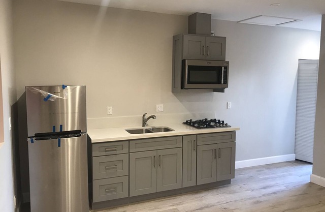 Brand new luxury guest suit Including laundry room