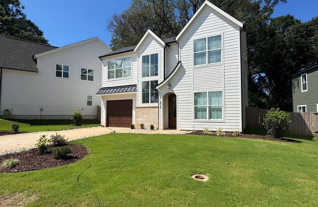 Brand New Luxury Home 4BR/3BA Minutes to Uptown