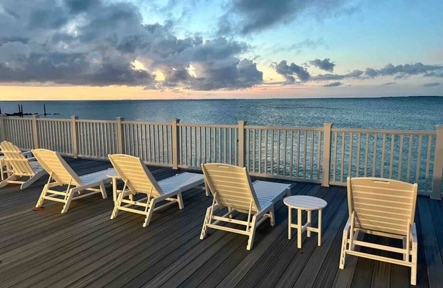 Brand NEW Oceanfront Home with protected dockage
